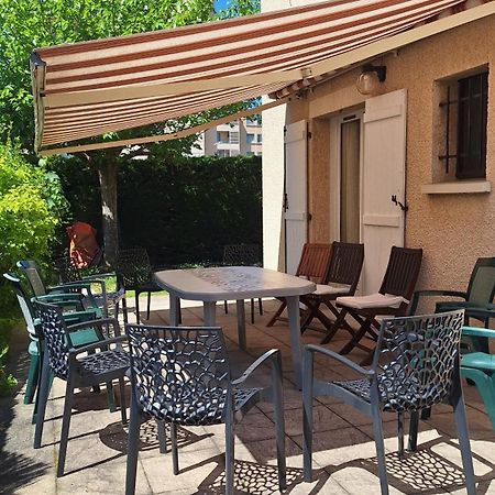 Dynamique Et Splendide Apartamento Bourgoin-Jallieu Exterior foto