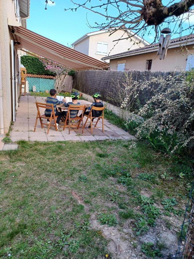 Dynamique Et Splendide Apartamento Bourgoin-Jallieu Exterior foto