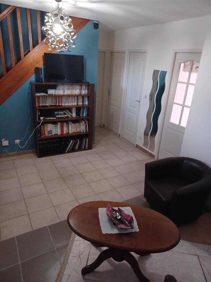 Dynamique Et Splendide Apartamento Bourgoin-Jallieu Exterior foto